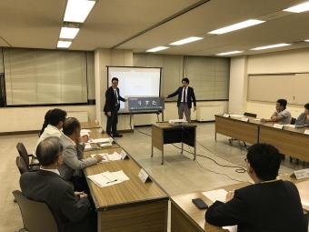 委員会のようすの画像