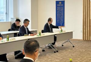 会議中の画像