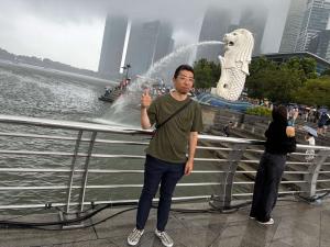 マーライオンの前で記念撮影